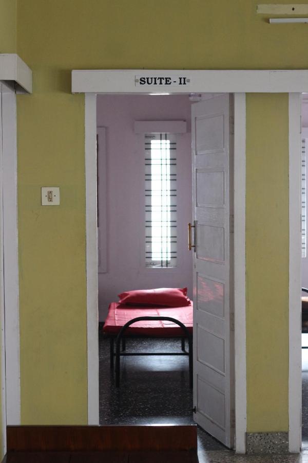 فندق Bed And Bath For 1-8 People تريفِندرم المظهر الخارجي الصورة