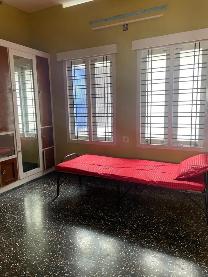 فندق Bed And Bath For 1-8 People تريفِندرم المظهر الخارجي الصورة