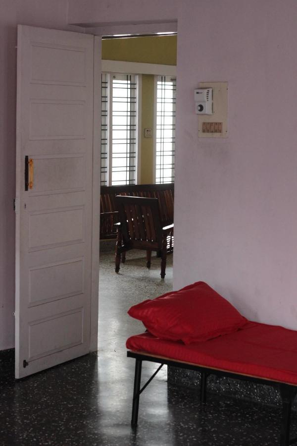فندق Bed And Bath For 1-8 People تريفِندرم المظهر الخارجي الصورة
