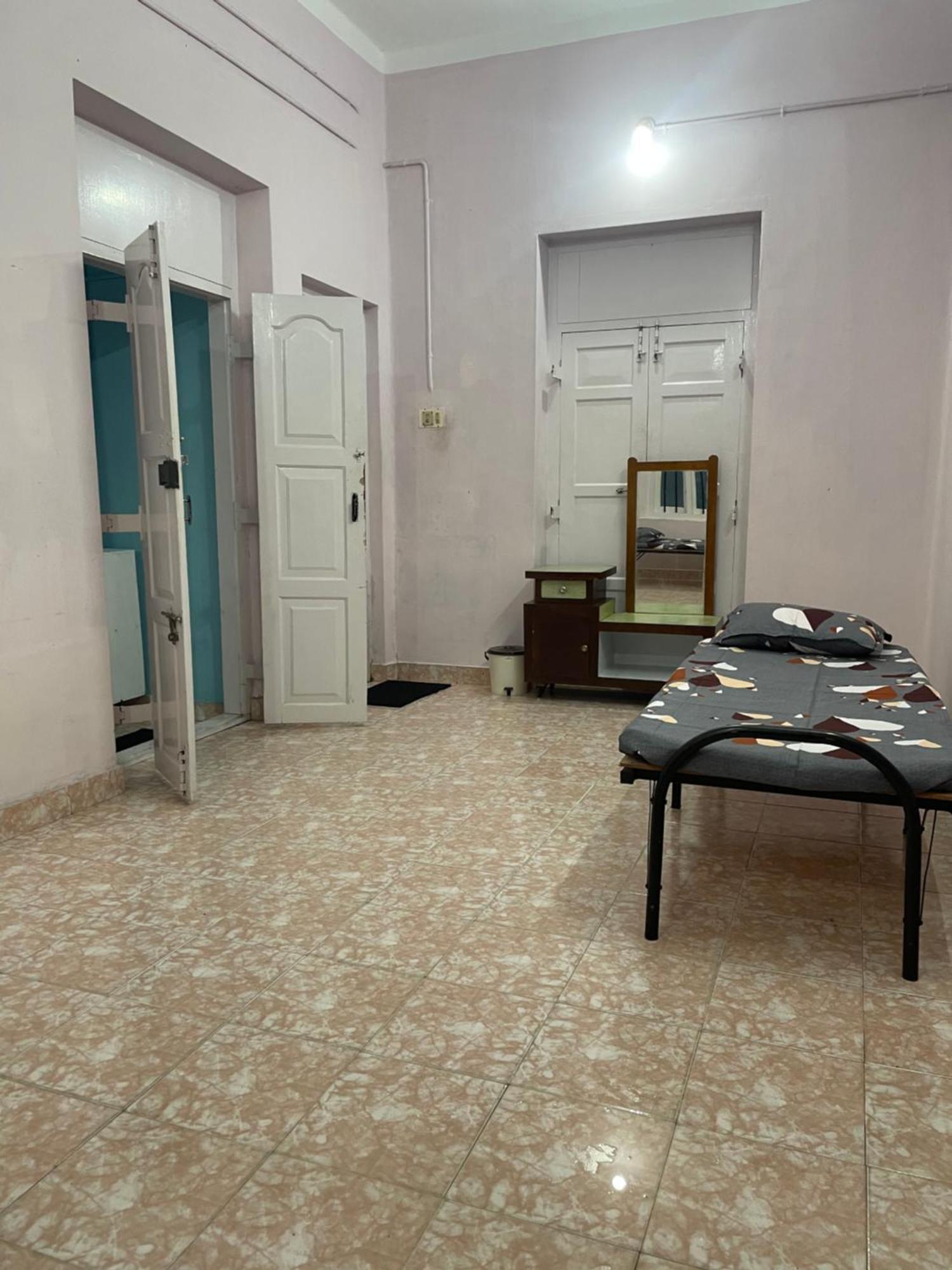 فندق Bed And Bath For 1-8 People تريفِندرم المظهر الخارجي الصورة